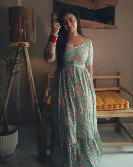 Sondaryaa Dress